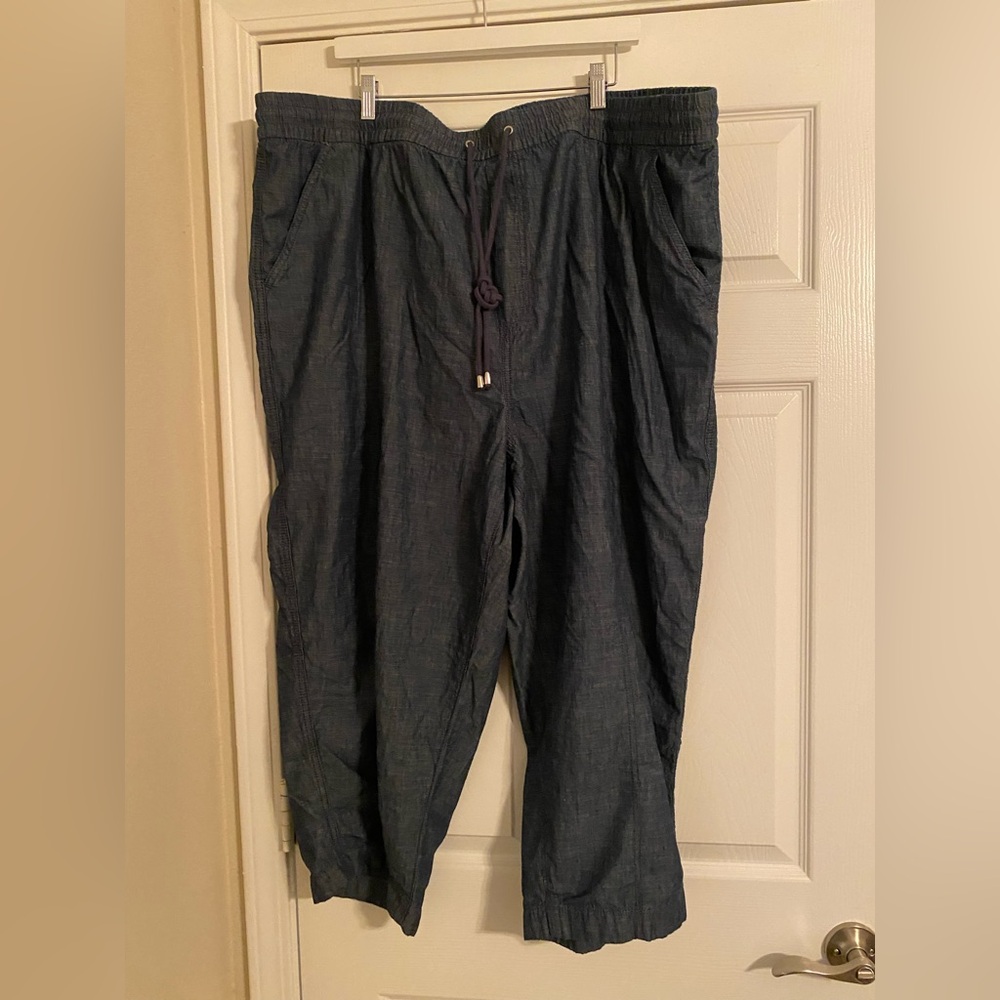 Croft & Barrow. Women’s Blue Casual Pants. Pull On. Size 3X. Pockets.